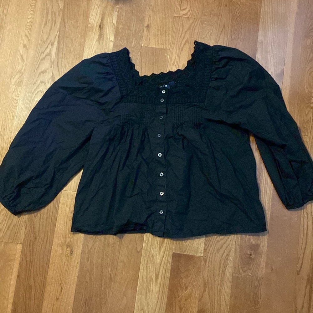 Gap black top